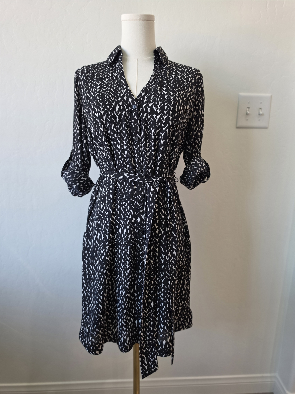 Express Black and White Printed Shirt Dress with Waist Belt SIZE S